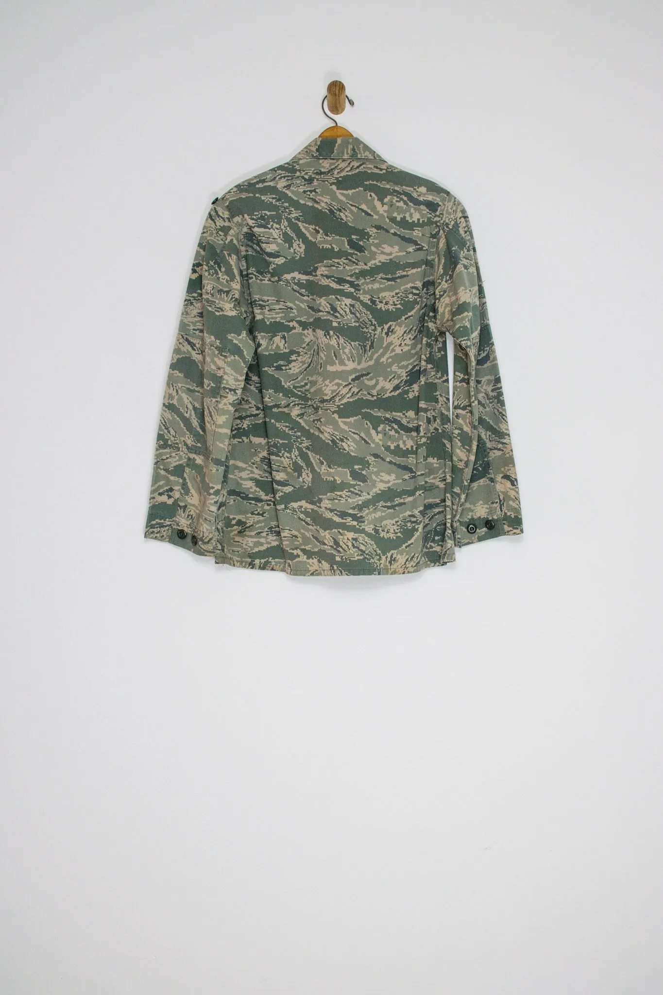 2000’s CAMO JACKET / LARGE