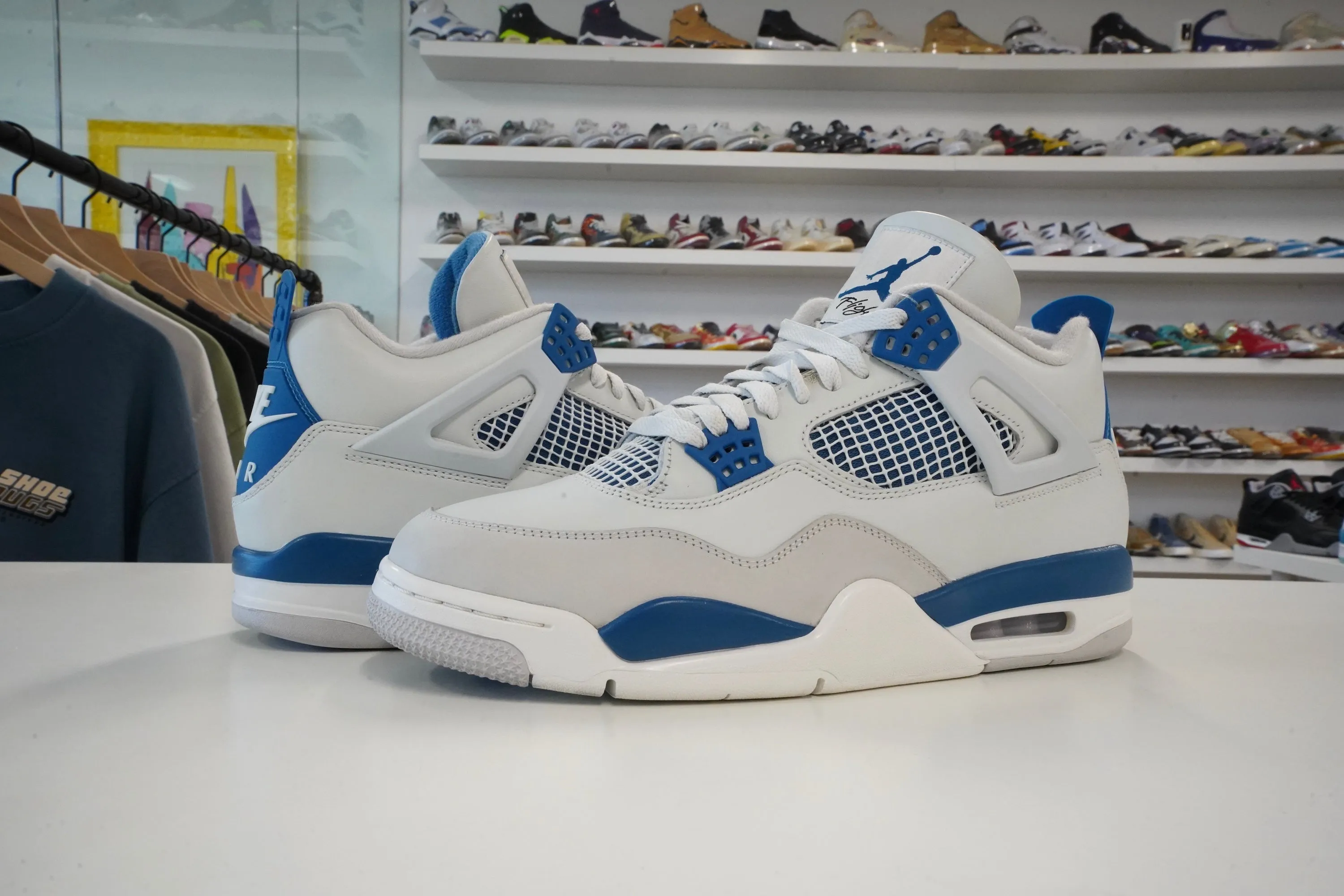 Air Jordan 4 Retro Military Blue