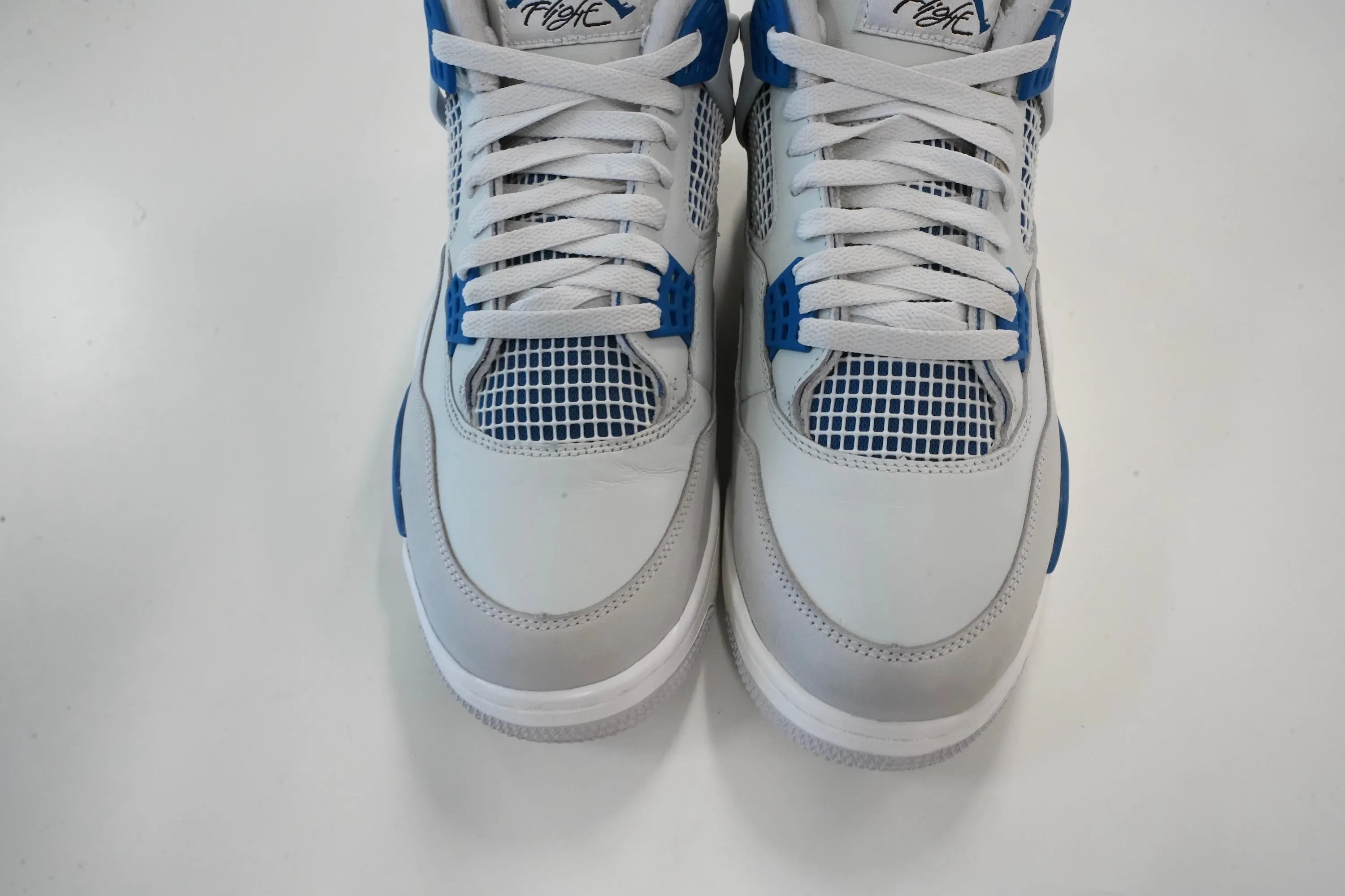 Air Jordan 4 Retro Military Blue