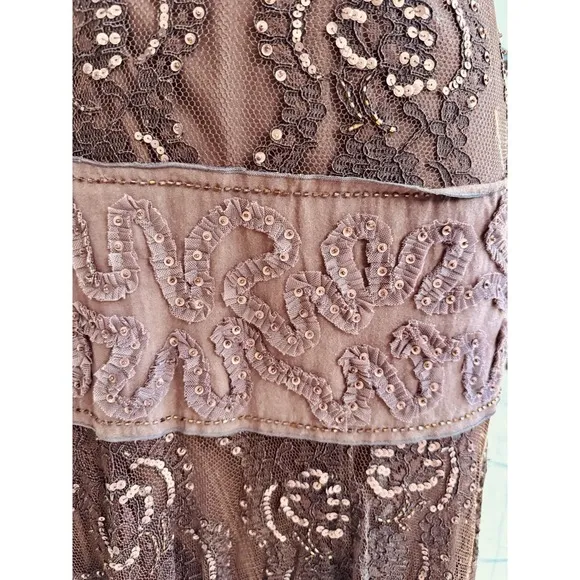Basil &amp; Maude Skirt Woman's Sz. 4 Midi A Line Cream Embroidered Gauze Tulle Hem