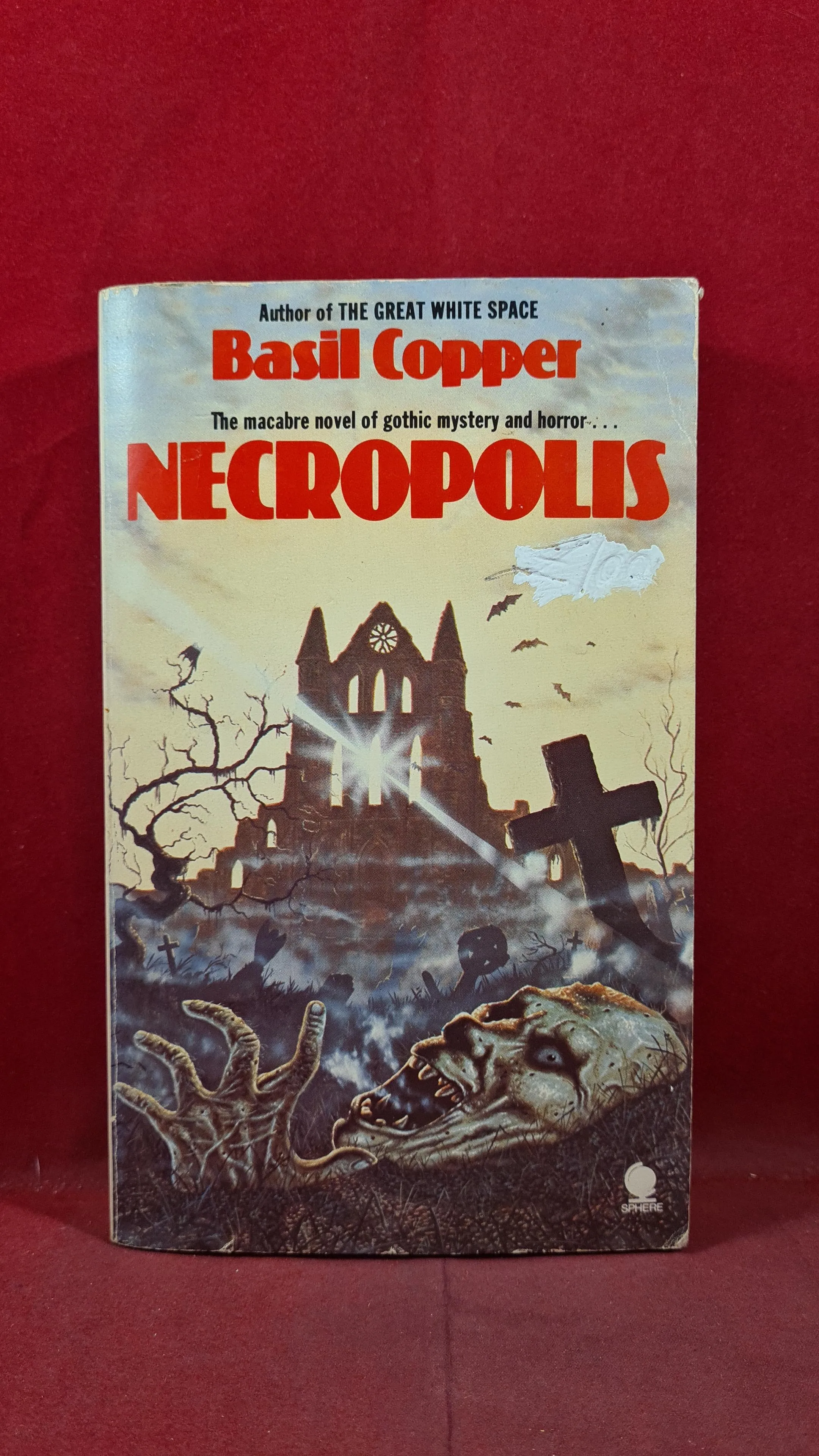 Basil Copper - Necropolis, Sphere Books, 1981, Paperbacks
