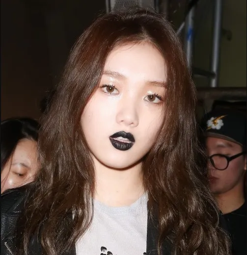 Black matte lipstick MS1021