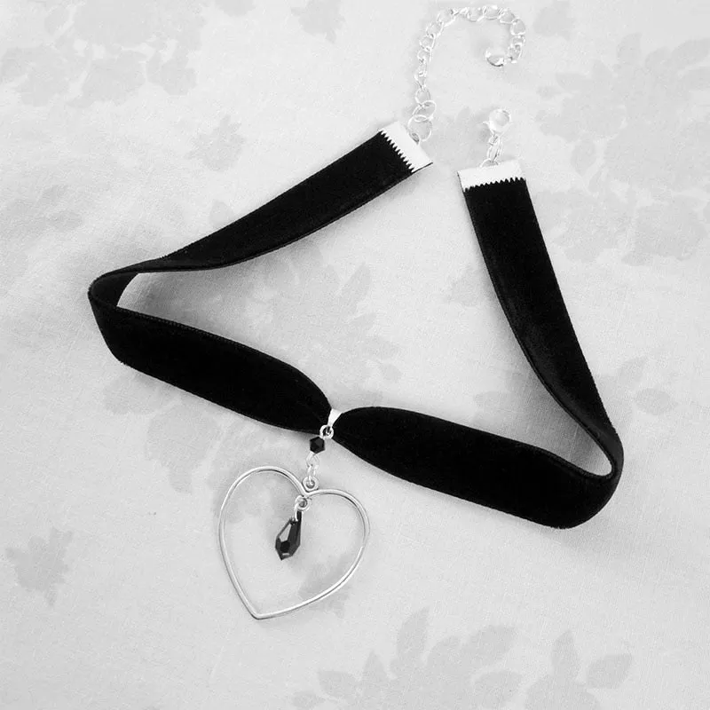 Black Velvet Choker Necklace, Gothic Victorian Black Cameo