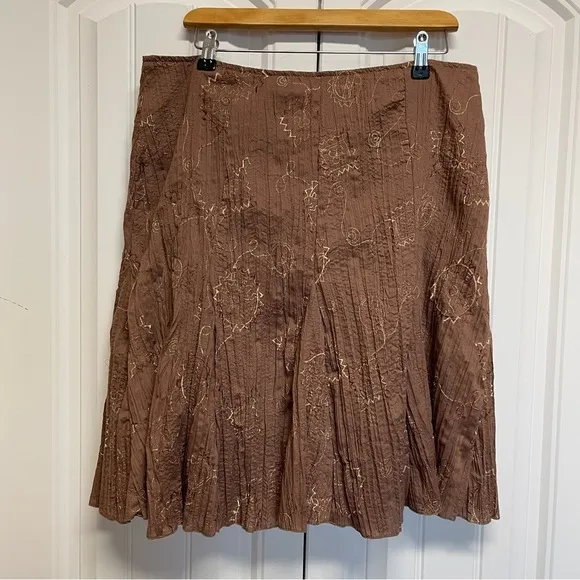 Captive vintage skirt brown embroidered crinkle fabric size XL boho