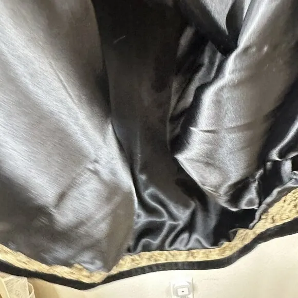 Chico’s Tapestry Gold Black Artisian Embellished Long Jacquard Jacket Sz M (1)