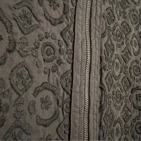 Chico's VTG Boho Minimalistic Coastal Grandma Black Embroidered Full-zip Jacket