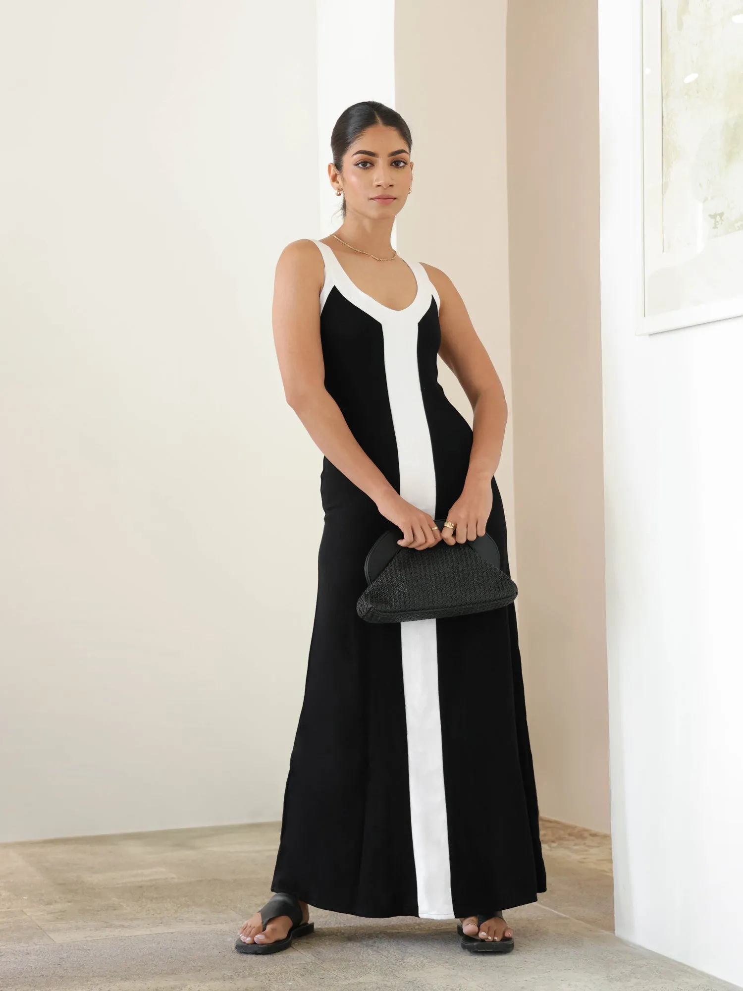 Contrast Pannel Detailed Soft Linen Maxi Dress