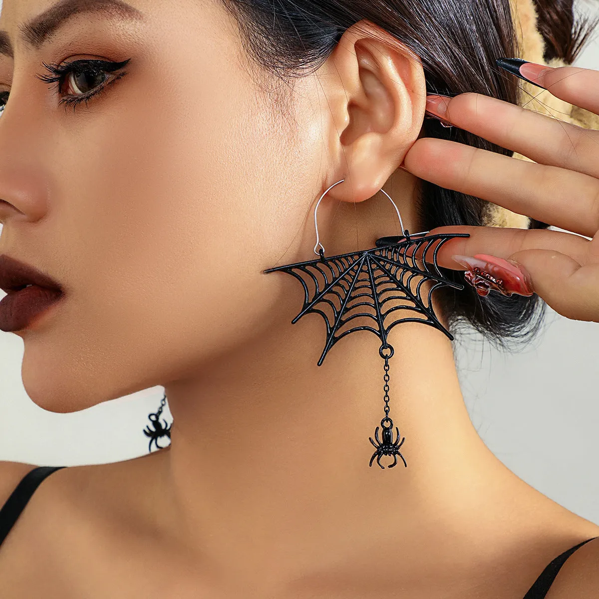 Europe and America Cross Border Ornament Dark Style Cobweb Hollow Tassel Ear Studs Halloween Spider Punk Gothic Earrings