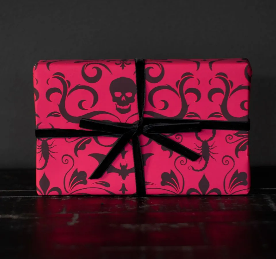 Gothic Damask Gift Wrap Set (5 Sheets)