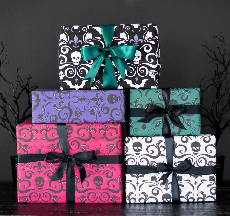 Gothic Damask Gift Wrap Set (5 Sheets)