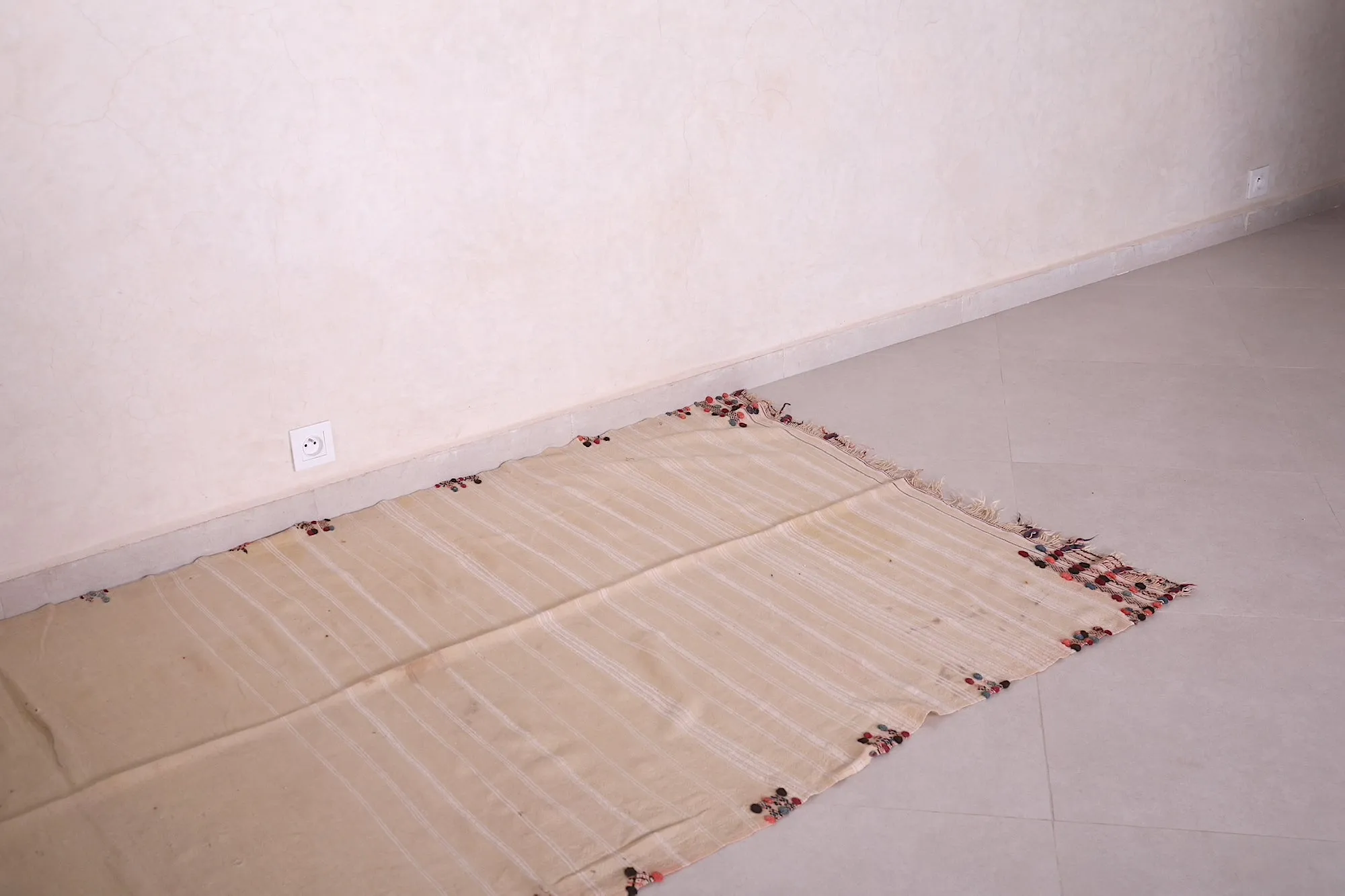 Handwoven Kilim Rug 4.1 FT X 11 FT – Boho Chic Runner