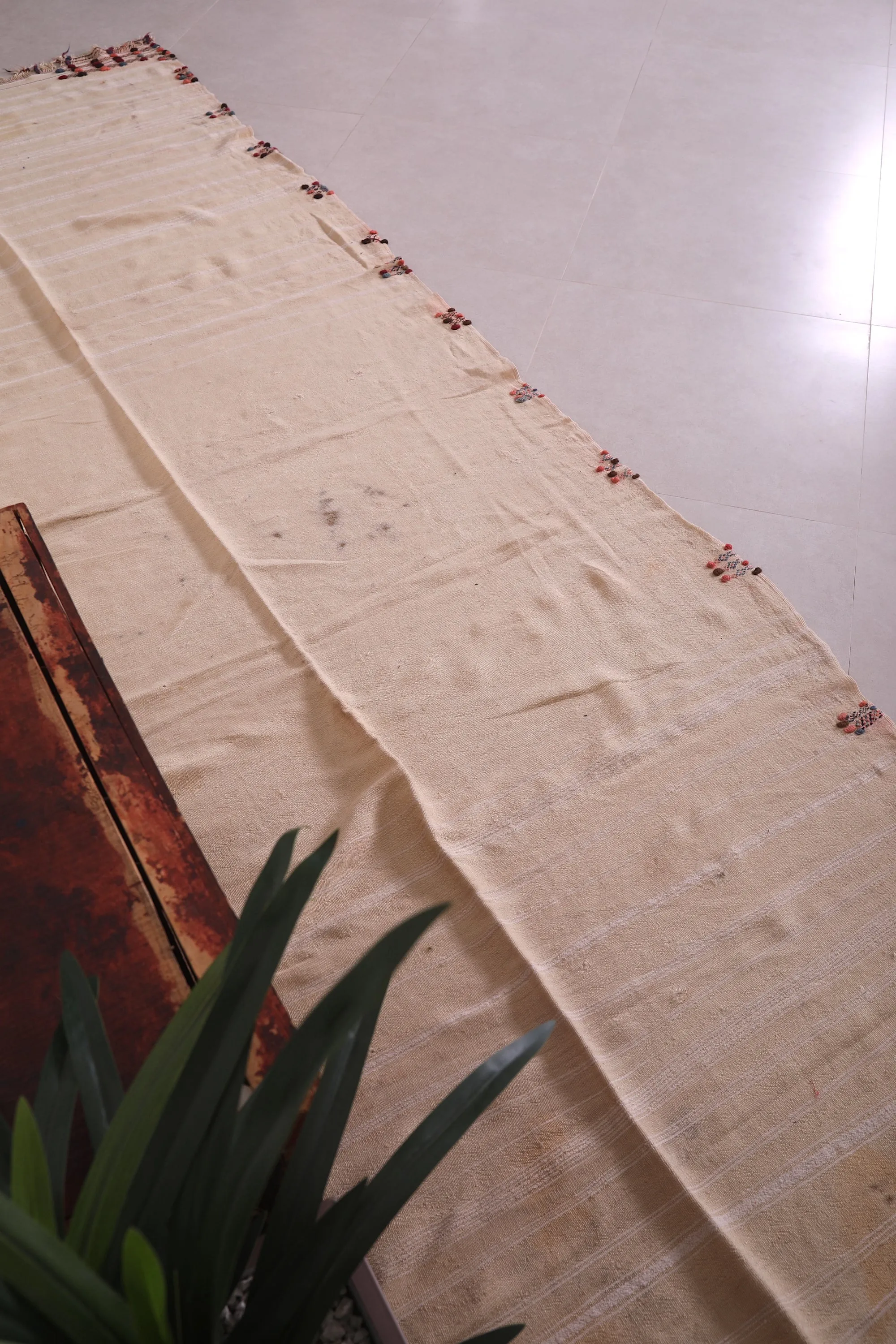Handwoven Kilim Rug 4.1 FT X 11 FT – Boho Chic Runner