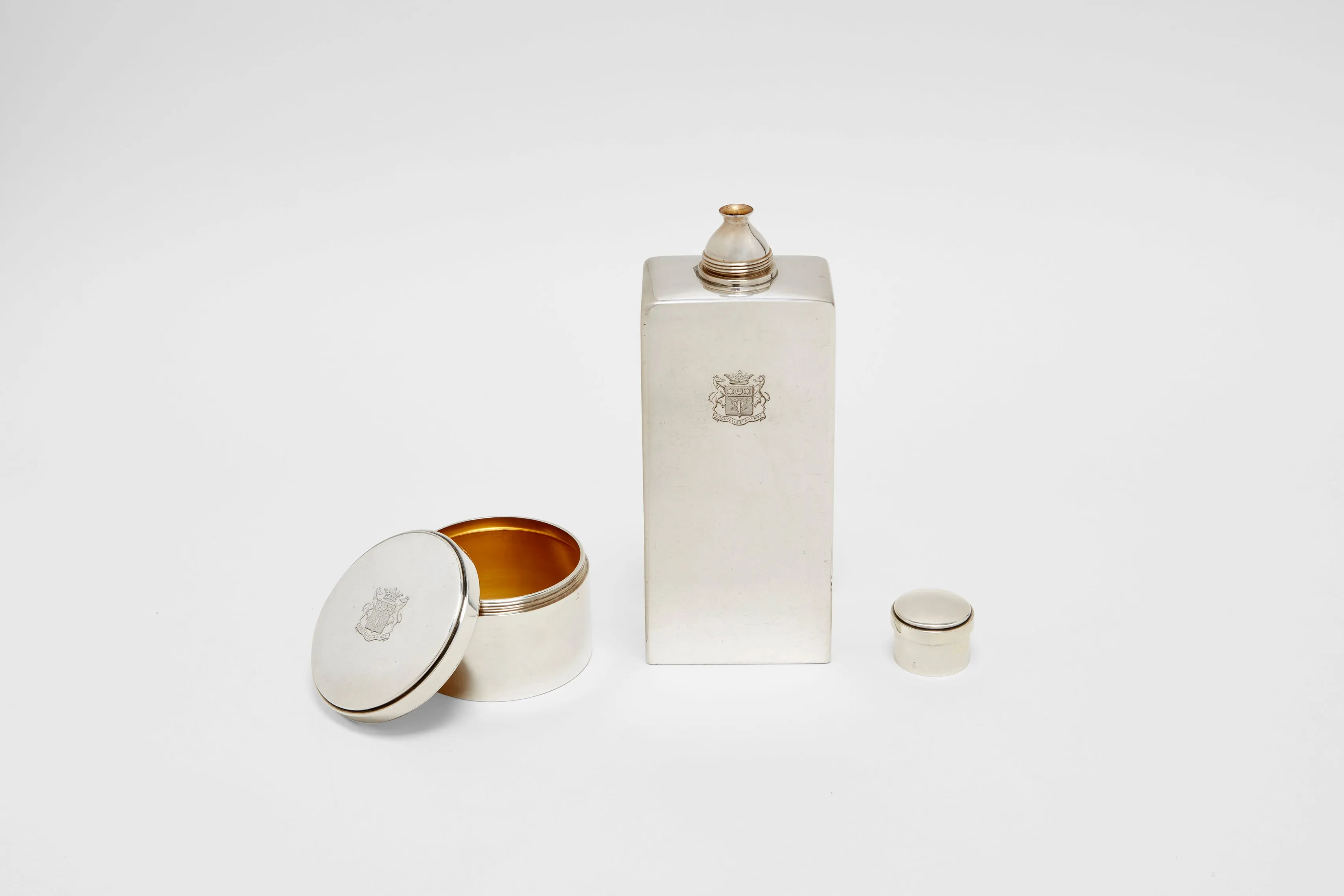Hermès Dressing Table Set