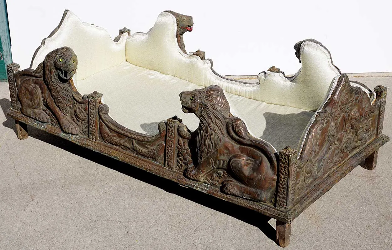 Indian Lucknow Repousse Copper Royal Howdah Elephant Seat
