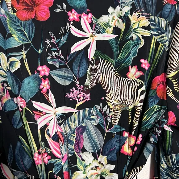 NEW Banana Republic Satin Short Robe Black Tropical Watercolor Zebra Print XS