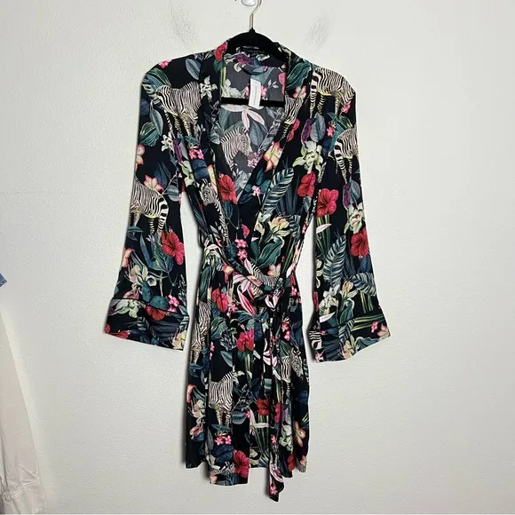 NEW Banana Republic Satin Short Robe Black Tropical Watercolor Zebra Print XS