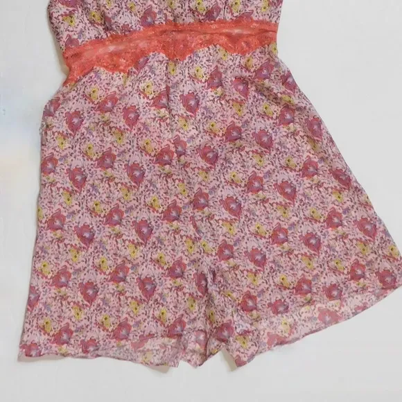 NWT!! Anthropologie FLOREAT Juniper Sleep Romper Floral Lace Paisley Lacey Small