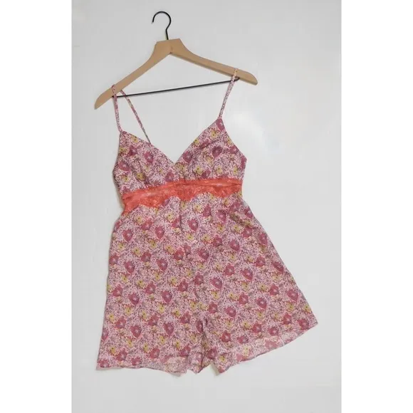 NWT!! Anthropologie FLOREAT Juniper Sleep Romper Floral Lace Paisley Lacey Small