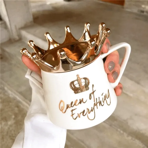 Quebec Queen Mug