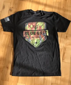 "Angel Of The Night” T-Shirt - camo/black