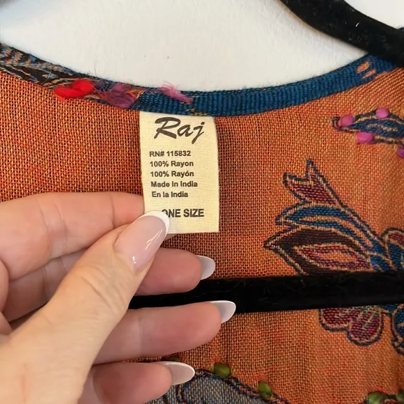 RAJ MEGHAN SAPPHIRE THICK STITCH EMBROIDERED DUSTER OS