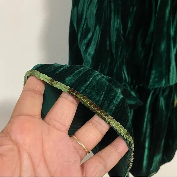 Runway 101 Maxi Skirt Women's Size Medium Emerald Green Embroidered Velvet Skirt