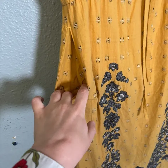Sundance Felicity Mustard Yellow Floral Embroidered Midi Shift Dress