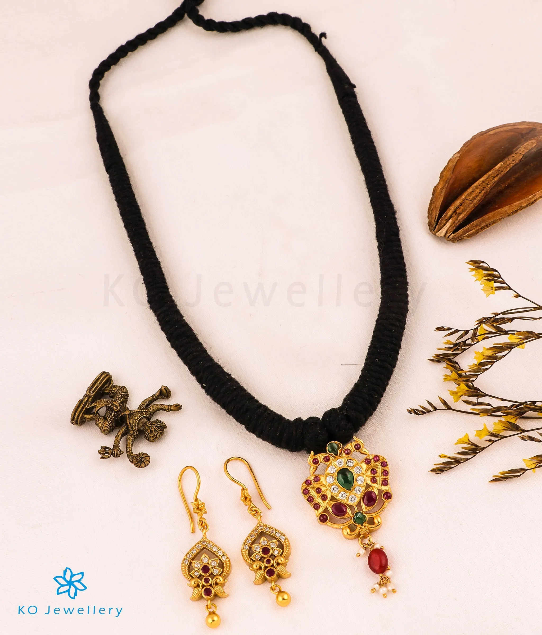 The Avani Gandaberunda Kemp Silver Thread Necklace (Black)