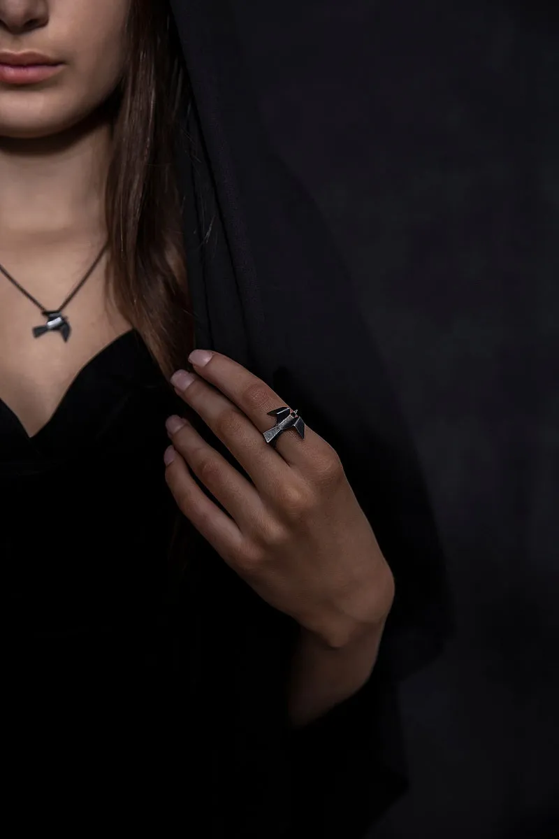 The Raven Ring