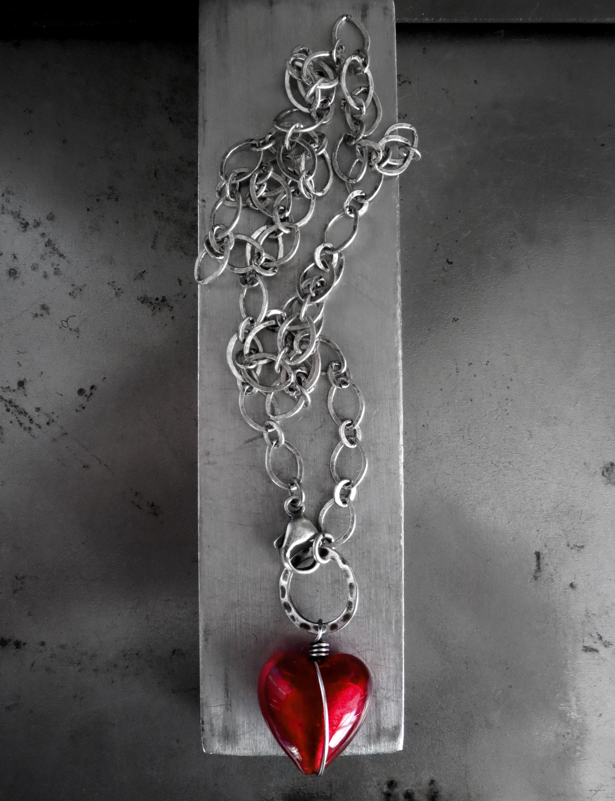 V2. PRISONER of LOVE - Sexy Red Heart Pendant Necklace